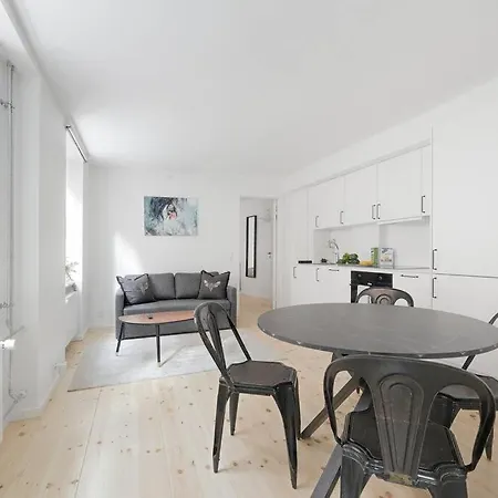 Apartment Charmerende Ved Nyhavn 1 Sal
